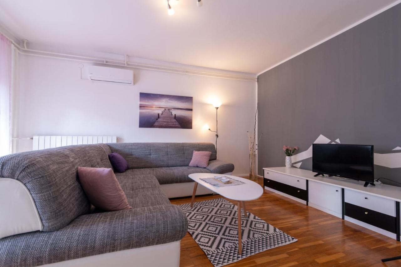 Apartman Monte Grande Pula Bagian luar foto
